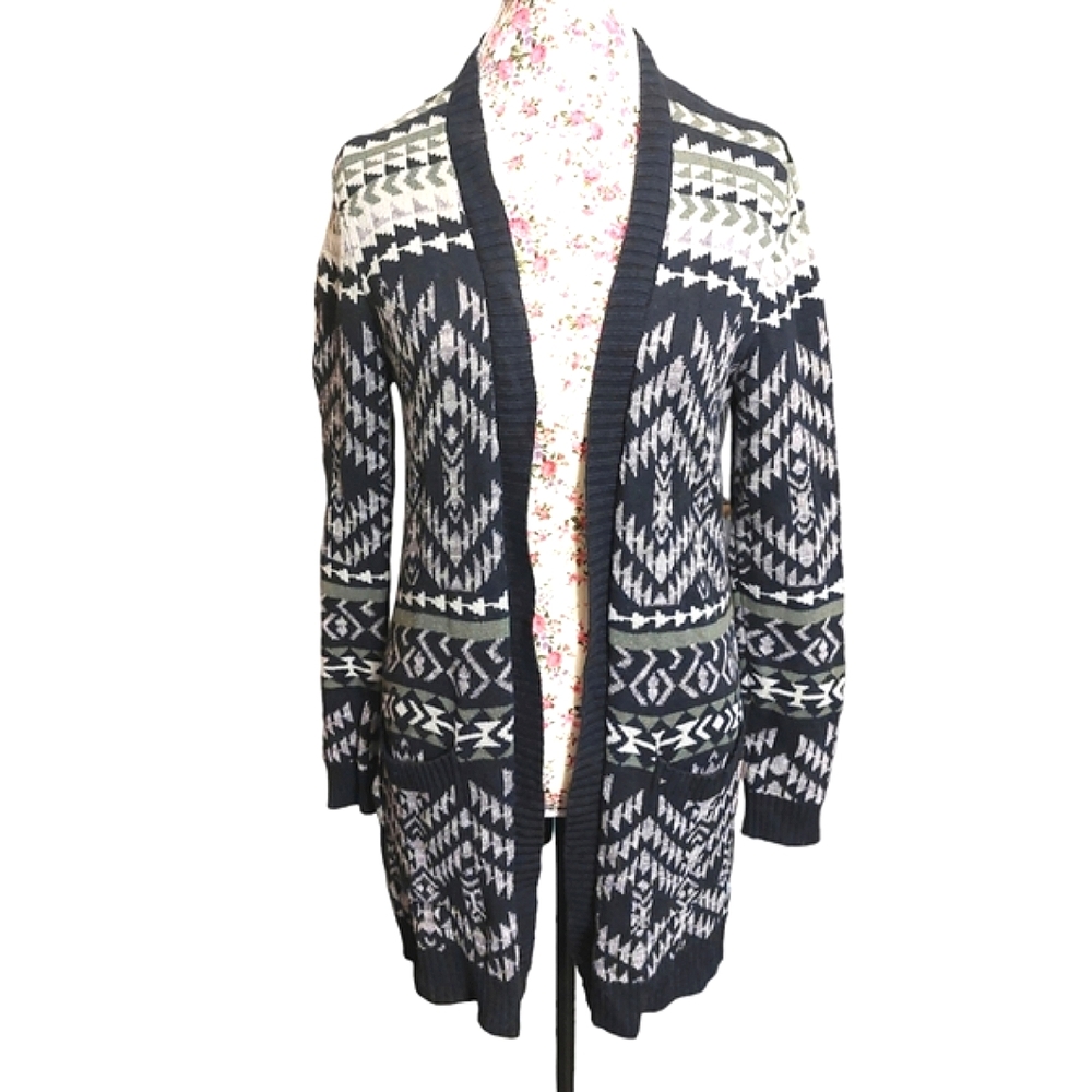 Roxy Open-Front Geometric Pattern Cardigan in Navy, Cream, Olive